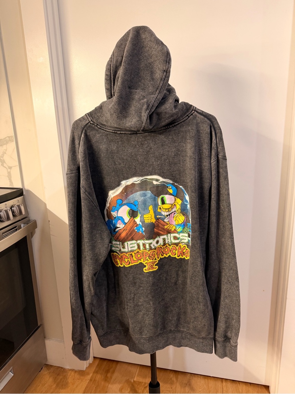 Subtronics Cyclops Rocks IV Hoodie - Picture 3 of 3
